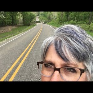 Meet your Posher, Lea